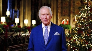 “O Cristianismo está sob ataque”, adverte ex-capelão da rainha Elizabeth ao rei