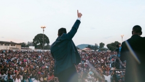 53 mil pessoas aceitam a Jesus em uma cruzada evangelística na Tanzânia