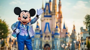 Disney é processada por investidor após se opor a lei que protege direitos dos pais