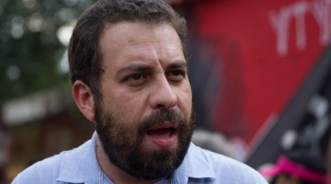 Boulos se diz preocupado com governo Tarcísio e secretária evangélica bolsonarista