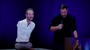 “Deus te ama e tem um propósito para a tua vida”, diz Nick Vujicic