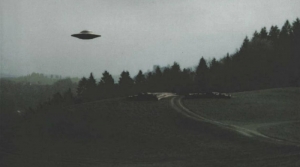 Em meio a rumores de OVNIs, pastor responde a questão: extraterrestres existem?