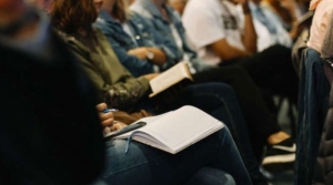 Pastores clamam por ajuda contra prisões domiciliares por celebrarem cultos